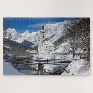 Puzzle Eglise dans la neige avec les Alpes