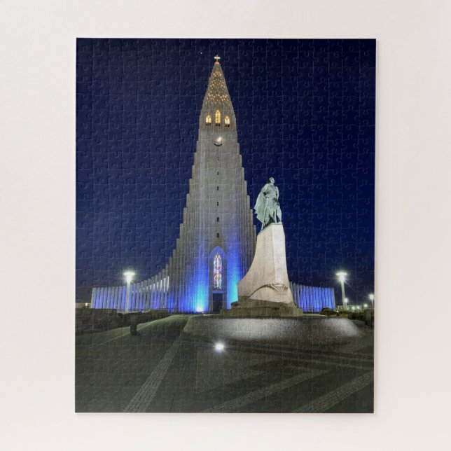 Puzzle Église de Hallgrimskirkja à Reykjavik en Islande (Vertical)