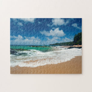 Puzzle États-Unis, Kauai, Hawaii. Une femme se promène su