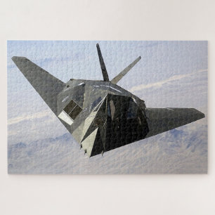 Puzzle F-117 Nighthawk : vue de face furtive