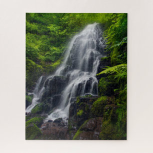 Puzzle Fairy Falls   Colombie River Gorge Oregon.
