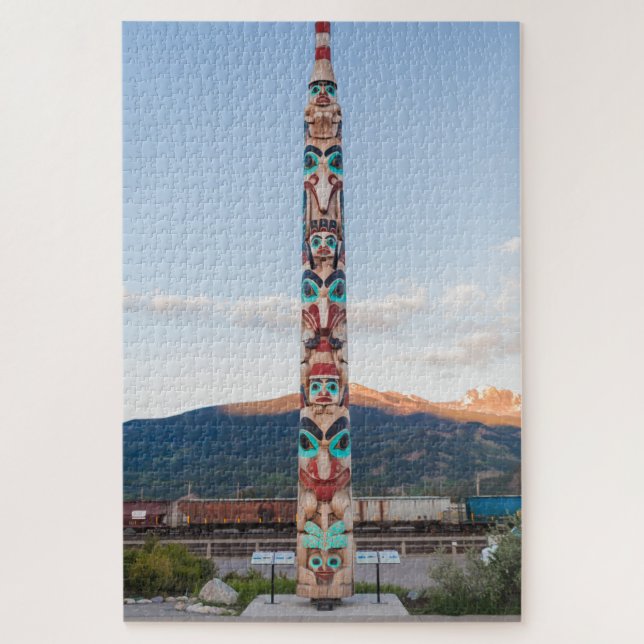 Puzzle Famous Jasper amérindienne Totem, Canada (Vertical)