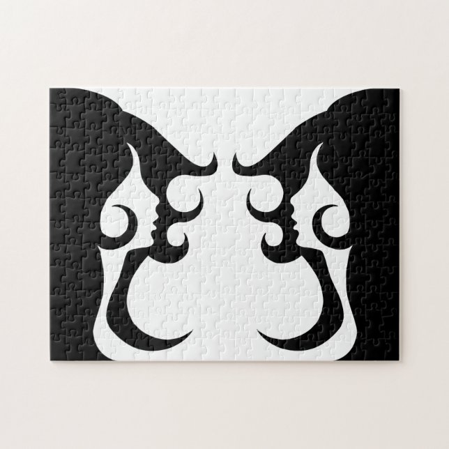 Puzzle Femme déco réfléchie (Horizontal)