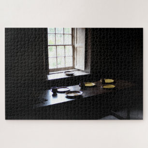Puzzle Fenêtre médiévale Table de cuisine tons noirs