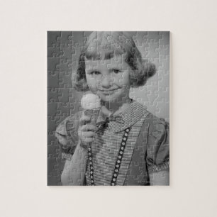 Puzzle Fille mangeant la crème glacée