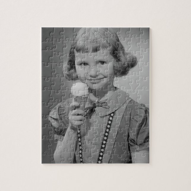Puzzle Fille mangeant la crème glacée (Vertical)