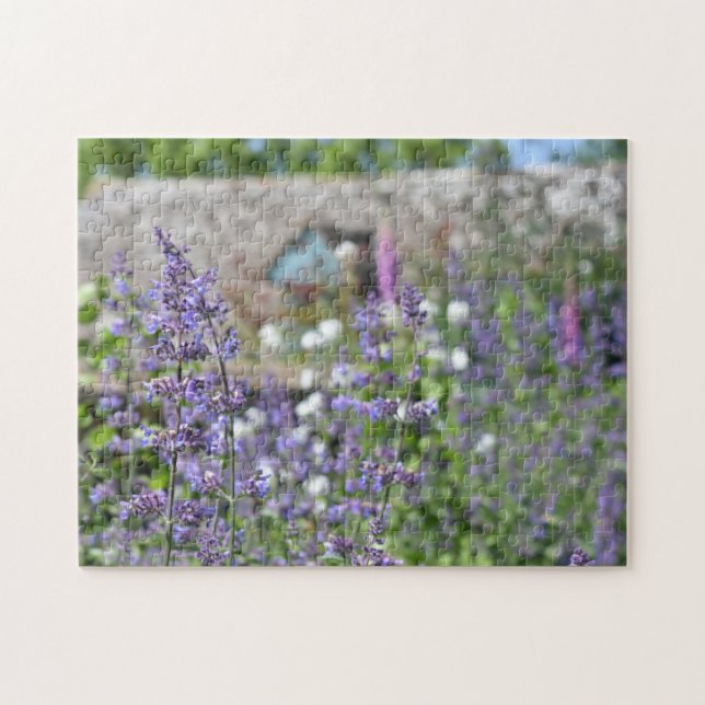 Puzzle Fleurs violettes Country House Garden Cotswolds UK (Horizontal)