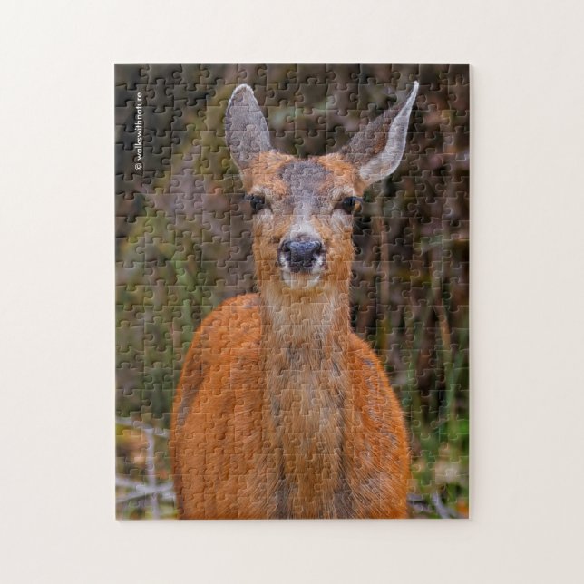Puzzle Funny Young Blacktail Deer sourit à un photographe (Vertical)