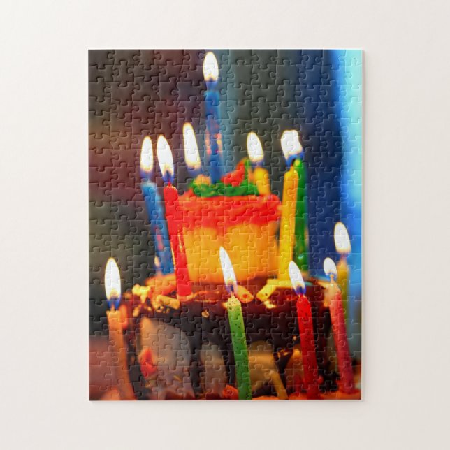 Puzzle Gâteau d'anniversaire avec des bougies (Vertical)