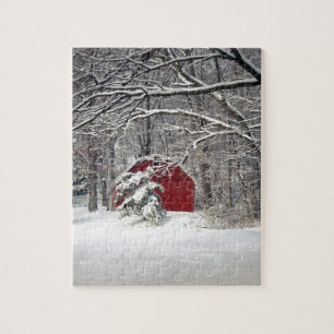Puzzle Grange rouge dans la neige 2011