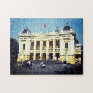 Puzzle hanoi opera house