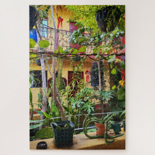 Puzzle Intérieur de cour avec plantes suspendues
