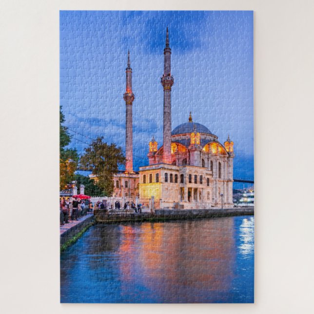Puzzle Istanbul, Turquie - mosquée baroque d'Ortakoy (Vertical)