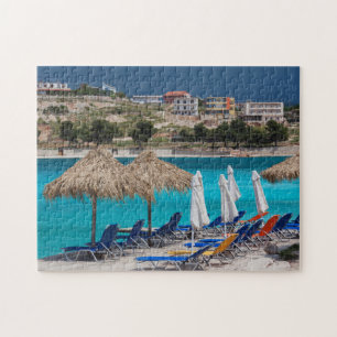 Puzzle Ksamil, bord de plage de la ville