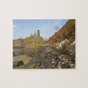 Puzzle Kyleakin, Écosse. Les ruines antiques de