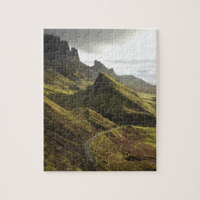 Puzzle La route qui monte sur le Quiraing, île de Skye, (Vertical)