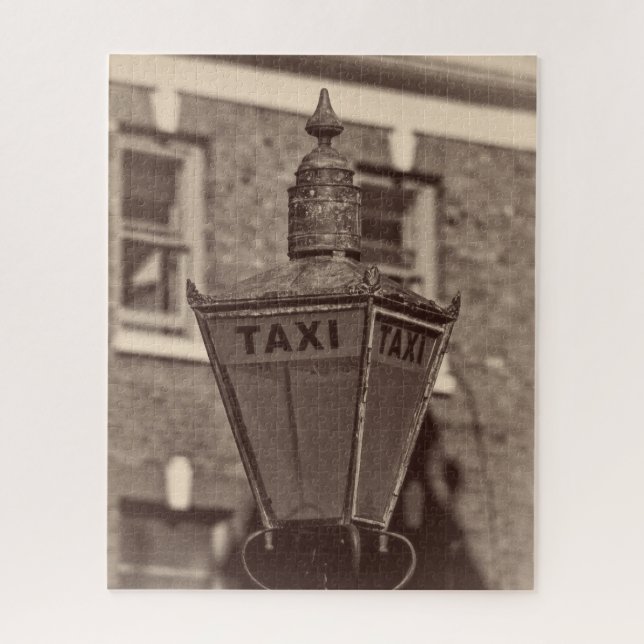 Puzzle Lampe de socle de taxi - 16x20 - 520 pièces (Vertical)