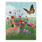 Lapin de Pâques lapin dans un jardin de fleurs