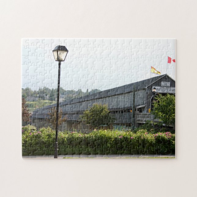 Puzzle Le pont couvert le plus long du monde de Hartland (Horizontal)