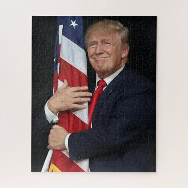 Puzzle Le président Trump accablé le drapeau américain (Vertical)