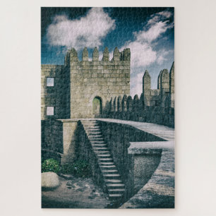 Puzzle L'intérieur du château de Guimaraes. Guimaraes, Po