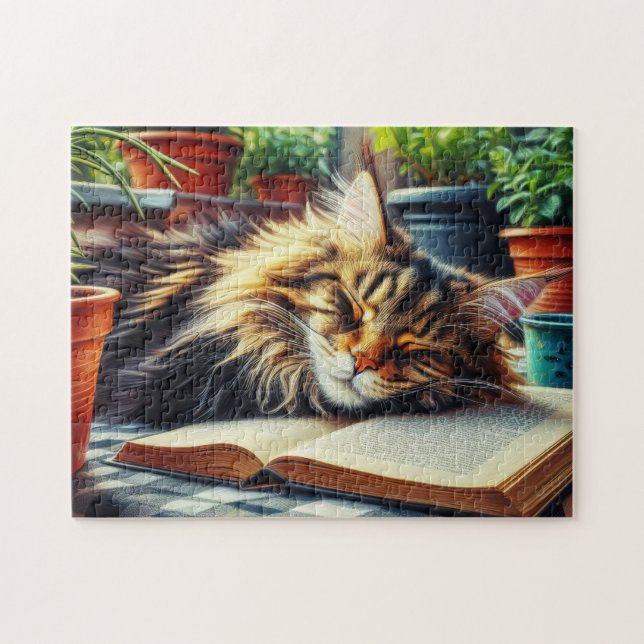 Puzzle Maine Coon Tabby Chat Dormir dans un jardin (Horizontal)