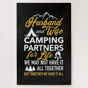 Puzzle Mari et femme partenaire de camping pour la vie
