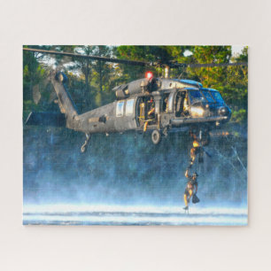 Puzzle MH-60M BLACK HAWK (16 x 20 POUCES)