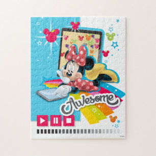 Puzzle Minnie Mouse Jouant Sur Tablette
