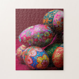 Puzzle OEufs de Pâques pysanés aux couleurs vives avec sp