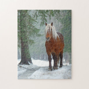 Puzzle Palomino Horse en hiver dans la neige en forêt