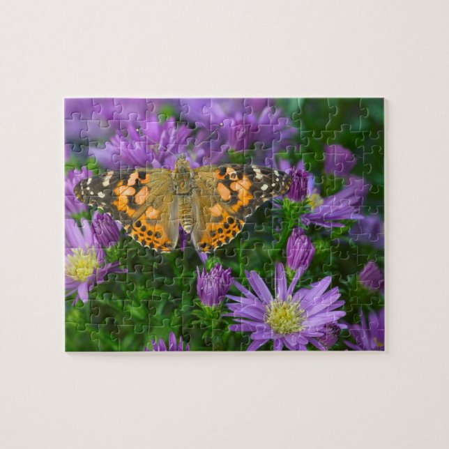 Puzzle Papillon à ailes angulaires sur fleur conique (Horizontal)