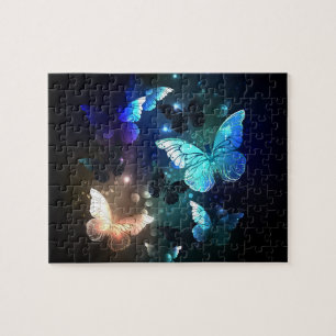 Puzzle Papillon de nuit voltigeant