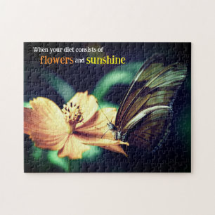 Puzzle Papillon se nourrissant de fleurs