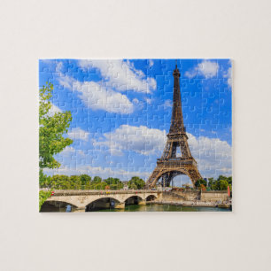 Puzzle Paris, Tour Eiffel et Seine, France.