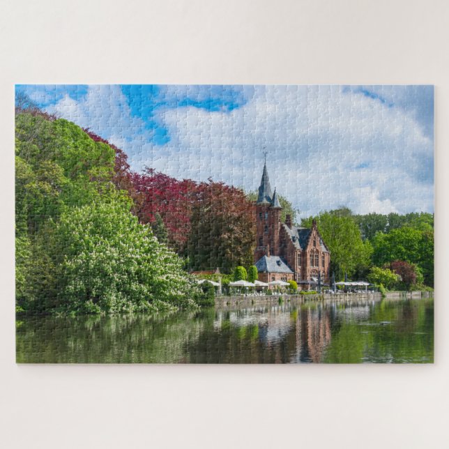 Puzzle Petit château près du lac à Bruges, Belgique (Horizontal)