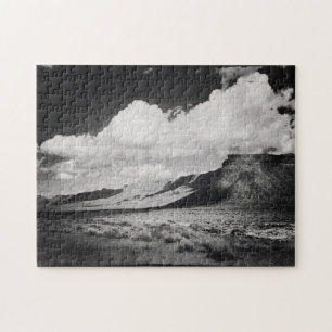 Puzzle Photographie du paysage de la montagne noire et bl