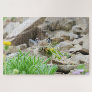 Puzzle Pika Tenant Des Feuilles Et Des Fleurs Dans La Bou