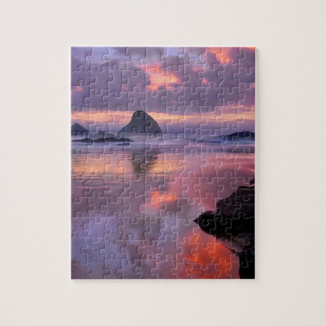 Puzzle Plage de l'Oregon et piles de mer, coucher de sole (Vertical)