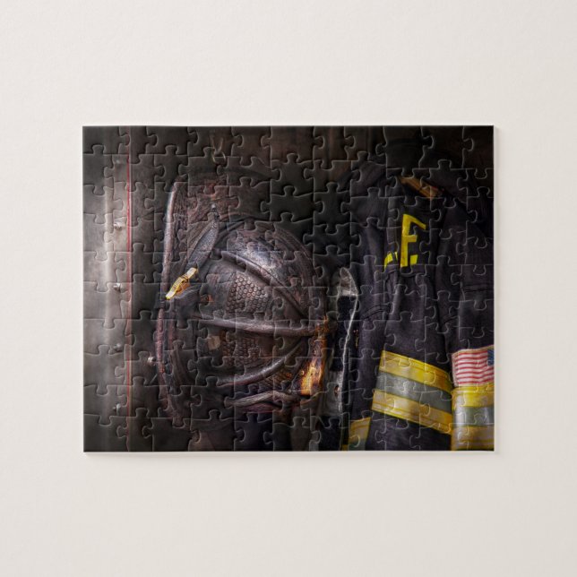Puzzle Pompier - porté et utilisé (Horizontal)