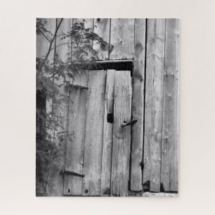Puzzle Porte de la grange en noir et blanc