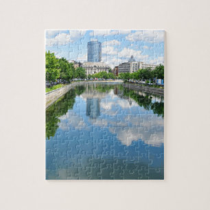 Puzzle Rivière de Dambovita à Bucarest, Roumanie