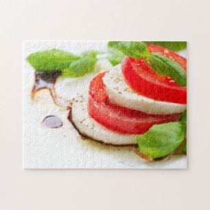 Puzzle Salade de Caprese. Tranches de tomate et de
