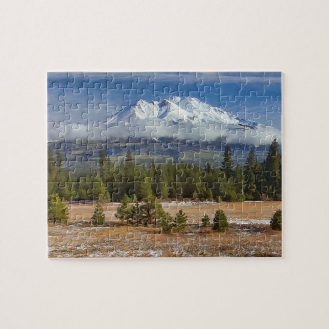 Puzzle SHASTA du BÂTI 310D À TRAVERS Un CHAMP De NEIGE (Horizontal)