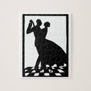 Puzzle silhouette couple dancing in the dark