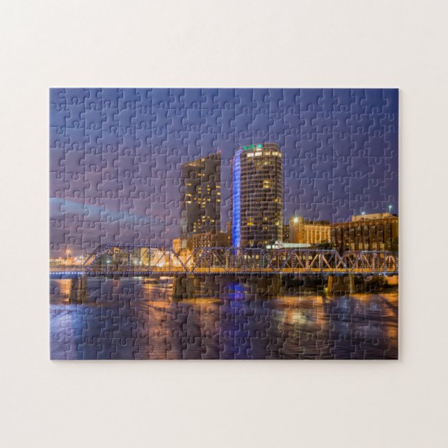 Puzzle Skyline À Dusk, Sur La Grande Rivière (Horizontal)