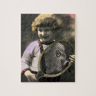Puzzle Sports vintages, Bonne Fille tenant une raquette d
