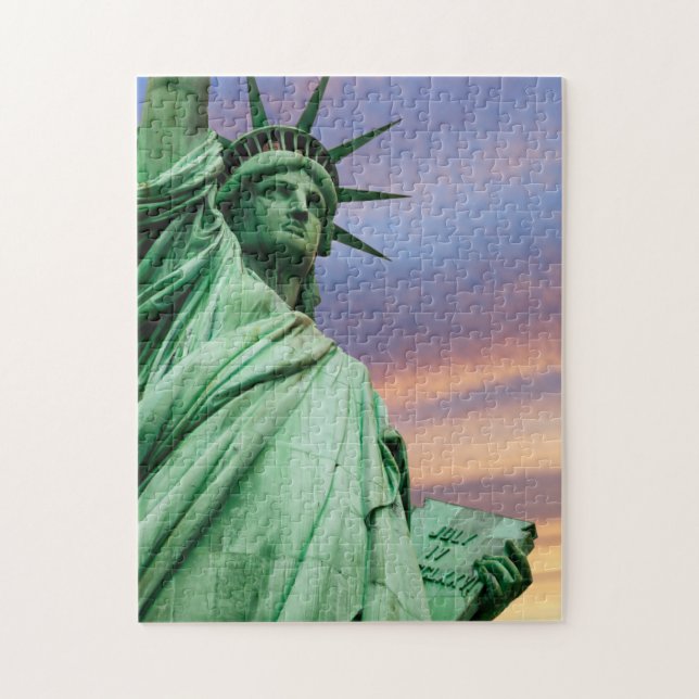 Puzzle statue de la liberté sous ciel coloré (Vertical)