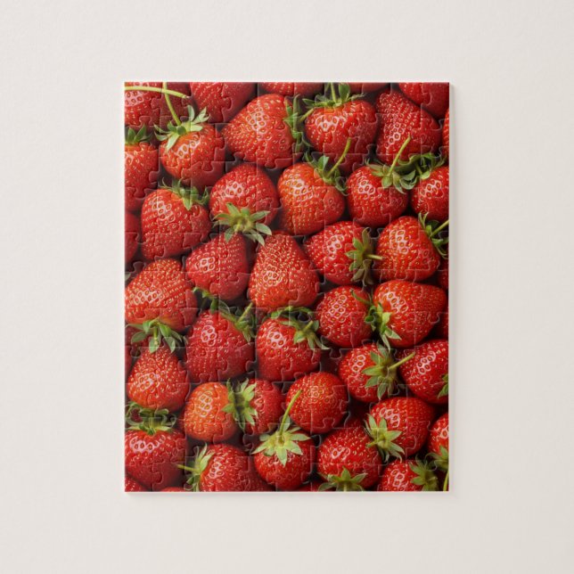 Puzzle Sweet Summer Harvest: Luscious Strawberry Patch (Vertical)