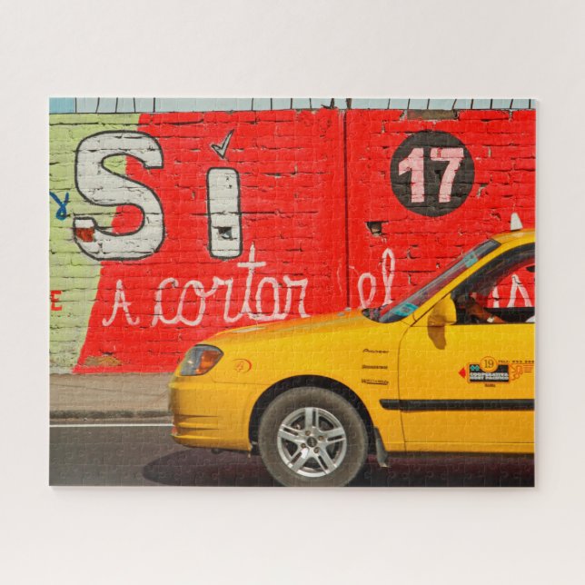 Puzzle Taxi jaune & graffiti, Equateur (Horizontal)